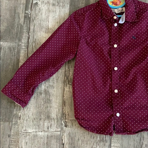 H&M size 5/6 kids shirt - Picture 2 of 3